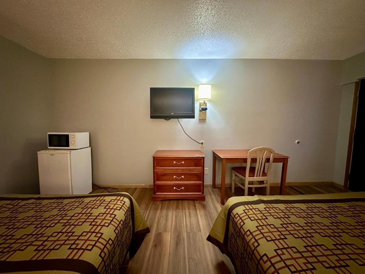 Thunderbird Motor Inn Baraboo Εξωτερικό φωτογραφία