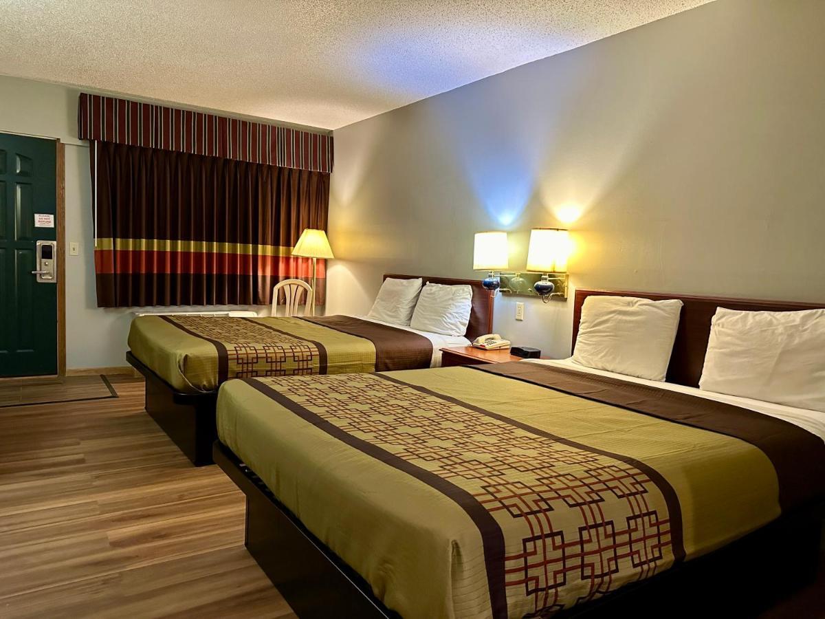 Thunderbird Motor Inn Baraboo Εξωτερικό φωτογραφία