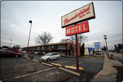 Thunderbird Motor Inn Baraboo Εξωτερικό φωτογραφία