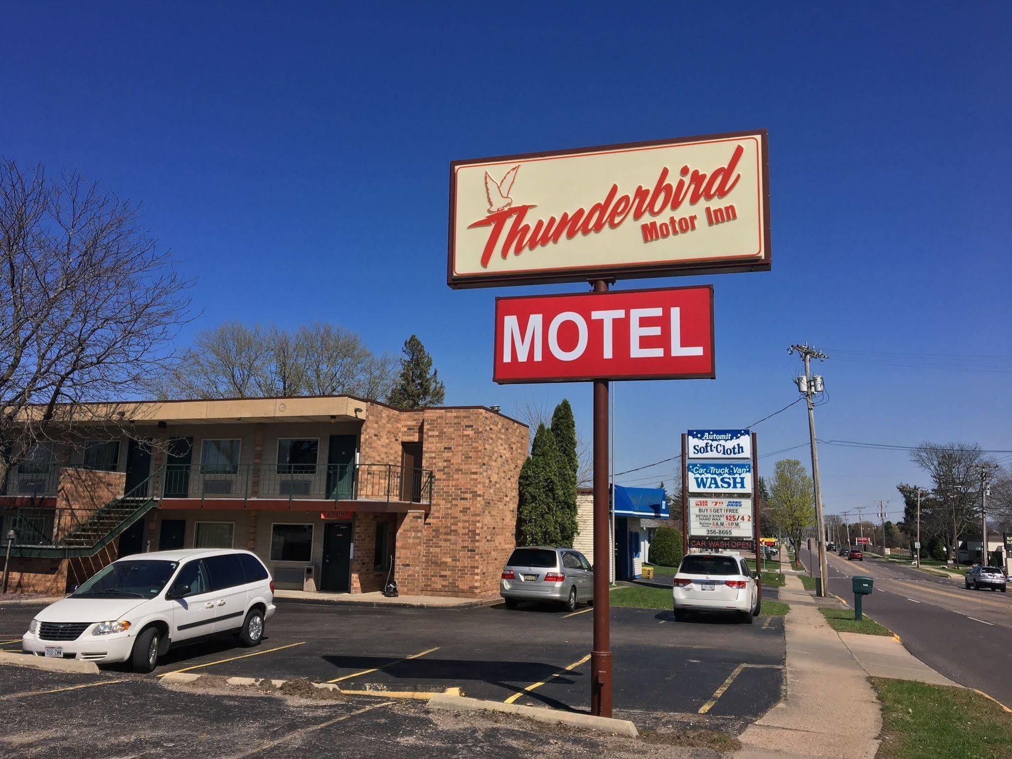 Thunderbird Motor Inn Baraboo Εξωτερικό φωτογραφία